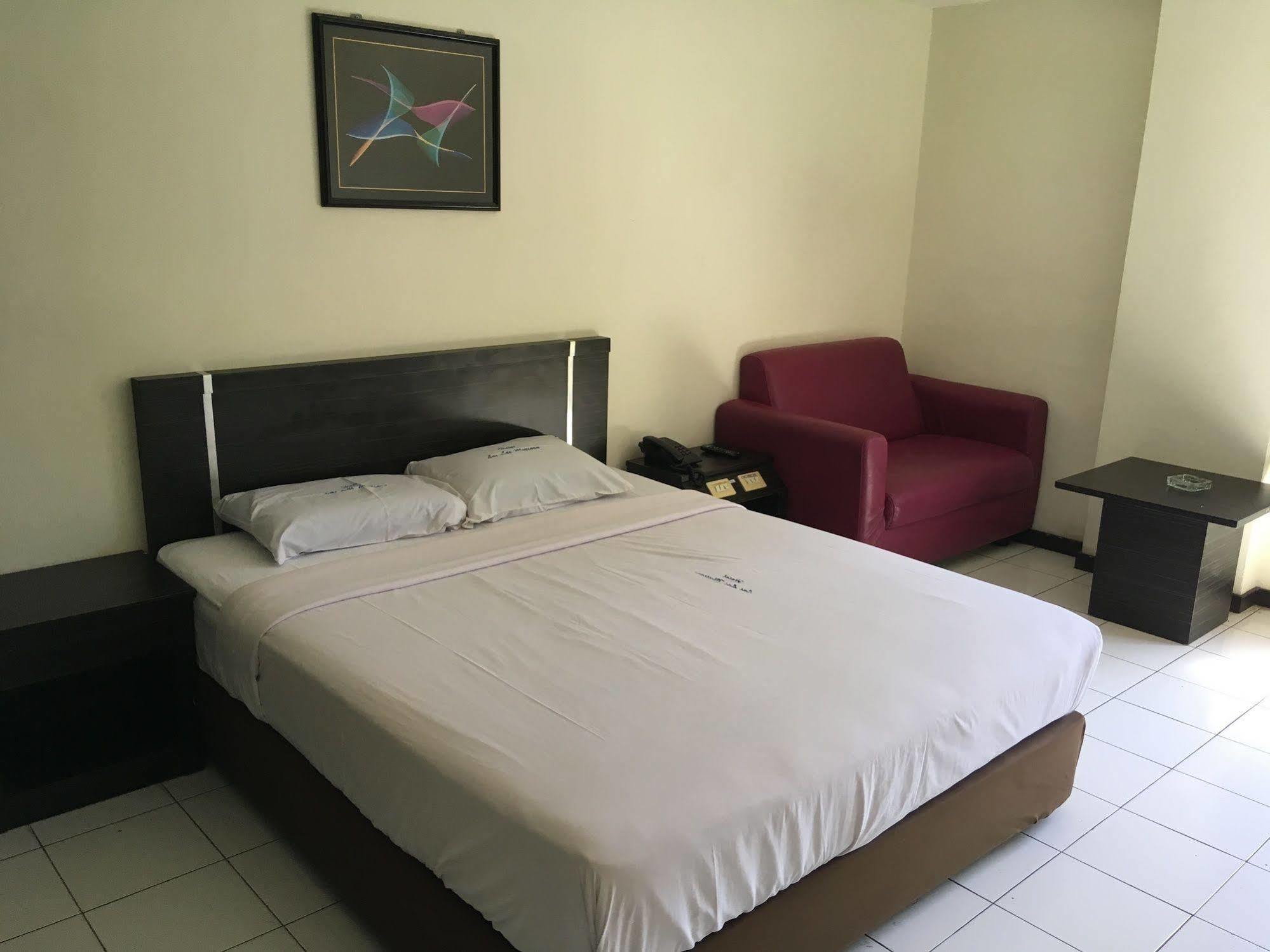 Lai Lai Mutiara Hotel Batam Exterior foto