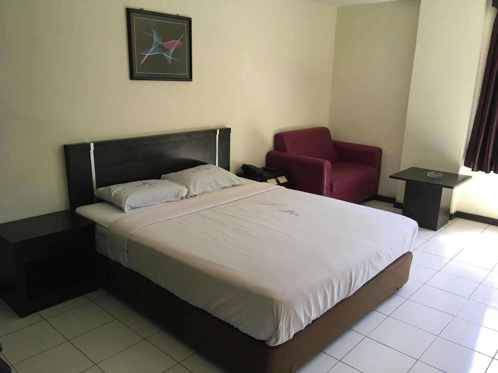 Lai Lai Mutiara Hotel Batam Exterior foto